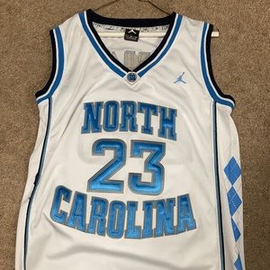 Michael Jordan UNC jersey